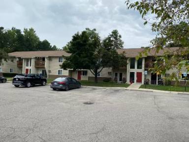 Main picture of 580 N Main St