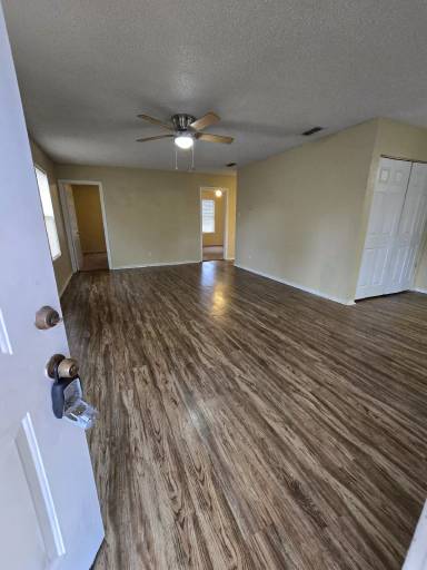 Main picture of 10230 Peterson Rd