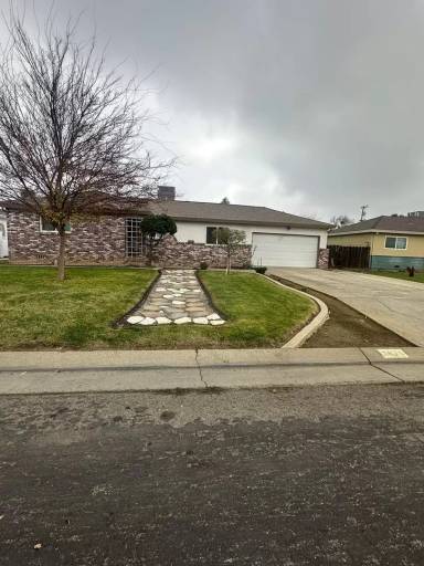 Main picture of 2870 Tenaya Dr