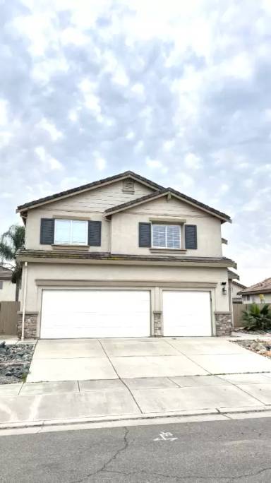 Main picture of 549 Plum Way