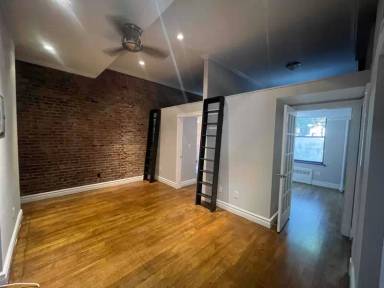 Main picture of 234 W 14th St