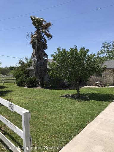 Main picture of 4904 S Old Bastrop Hwy