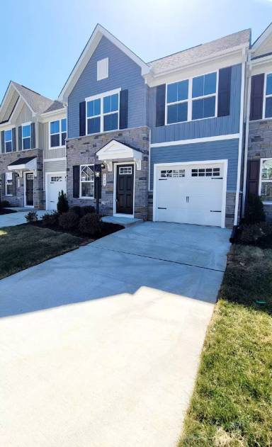 Main picture of 5739 Addison Gate Dr