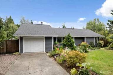 Main picture of 33240 37th Pl SW