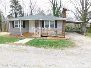 Main picture of 4974 Yanceyville Rd