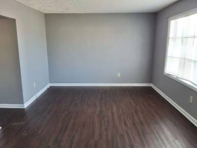 Main picture of 1221 Clear Ridge Ln