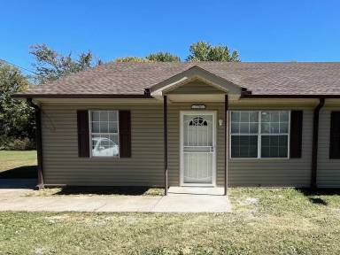 Main picture of 776 N McLemore Ave