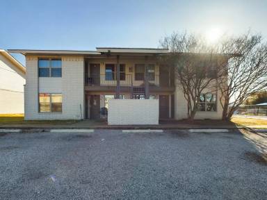 Main picture of 1616 9th St