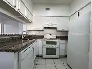 Main picture of Reflections At Pembroke Pines