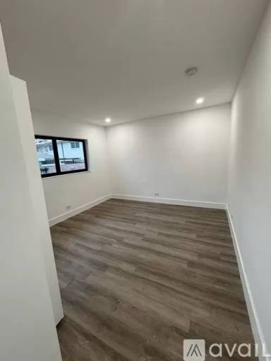 Main picture of 1201 SW 30th Ct