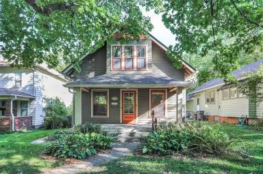 Main picture of 5932 University Ave