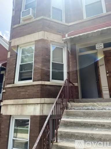 Main picture of 1647 W 38th St