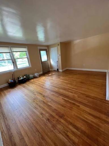 Main picture of 4831 Sinclair Ln