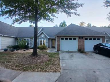 Main picture of Avera Place Condominiums