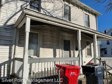 Main picture of 141 Walnut St