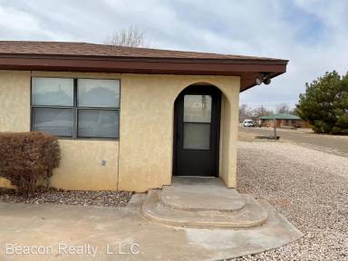Main picture of 1520 S Avenue H