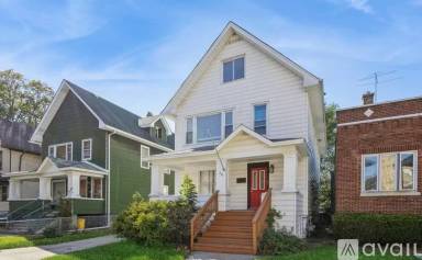 Main picture of 219 Circle Ave