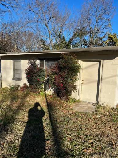 Main picture of 808 W Cleveland St