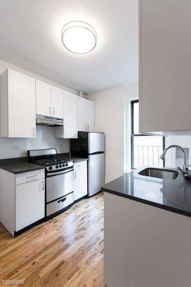 Main picture of 151 Mott St