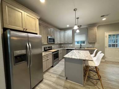Main picture of 9268 Rippard Ave