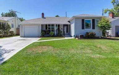 Main picture of 6130 3rd Ave