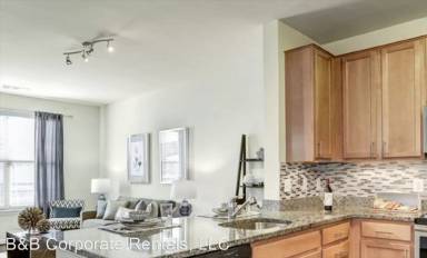 Main picture of 1607 Village Market Blvd SE