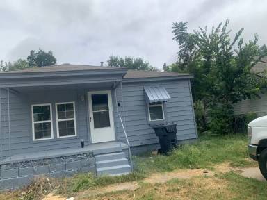 Main picture of 3212 S Meta Ave