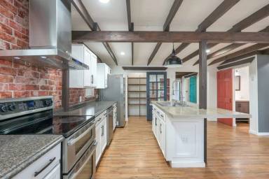 Main picture of 271 Bracewell St