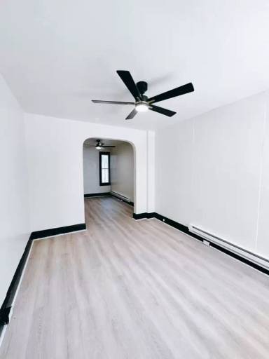 Main picture of 667 W Mason Ave