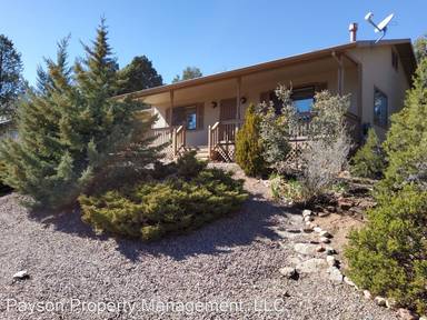 Main picture of 1122 N Bavarian Way