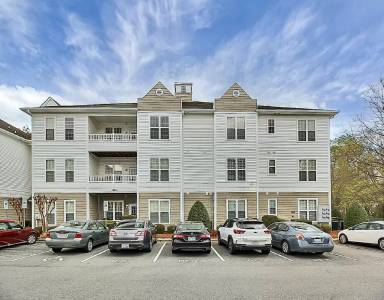 Main picture of 18801 Oakhurst Blvd