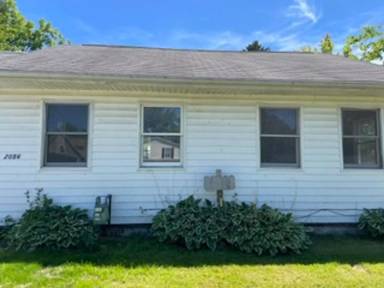 Main picture of 2056 McKinley Ave