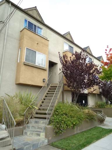 Main picture of 2652 A St