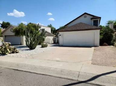 Main picture of 3951 W Butler St