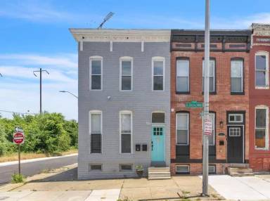 Main picture of 1319 N Broadway