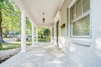Main picture of 176 Picardy St