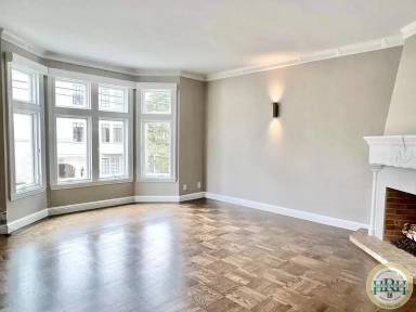 Main picture of 2886 Jackson St