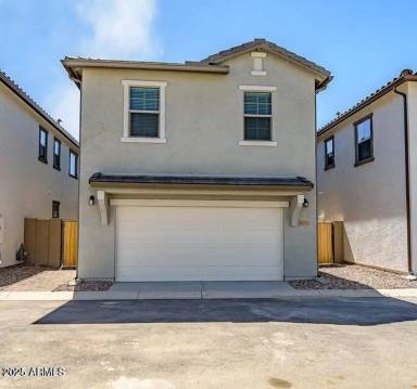 Main picture of 43195 N Hinoki St