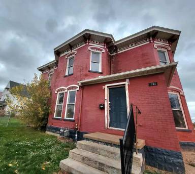 Main picture of 1794 Livingston Ave