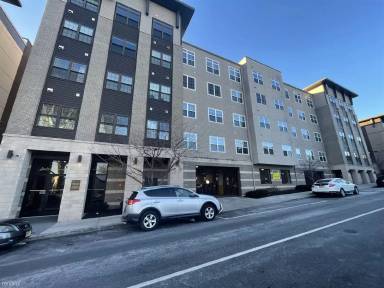 Main picture of 5817 Jefferson St