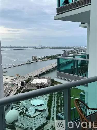 Main picture of 900 Biscayne Bay Condos