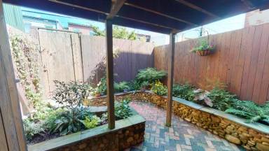 Main picture of 608 Acker Pl NE