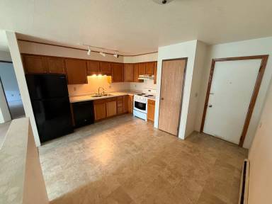 Main picture of 1200 N Point Dr