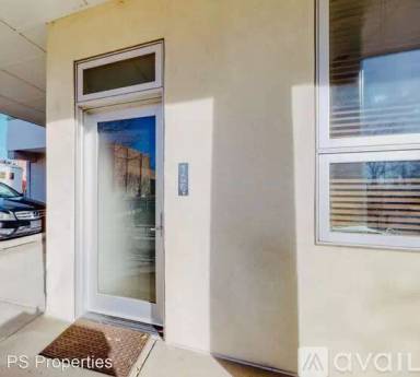 Main picture of 110 Richmond Dr SE