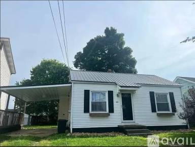 Main picture of 43 Burdette Addition Dr