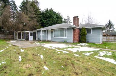 Main picture of 4135 NE 15th St