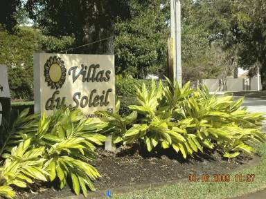 Main picture of 90 Hidden Lake Dr
