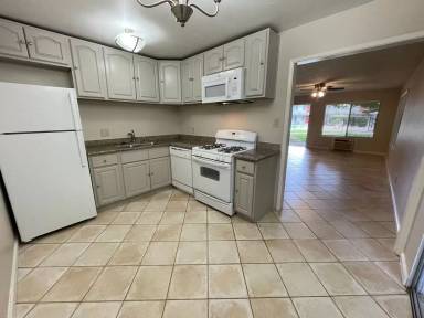 Main picture of 6330 Havenside Dr