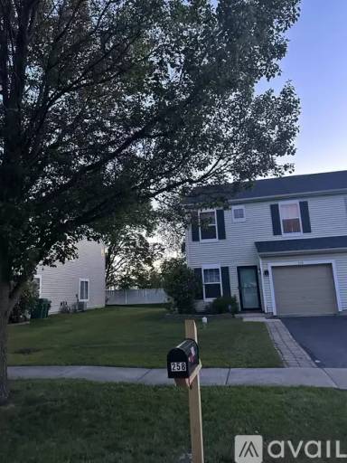 Main picture of 258 W Savannah Dr