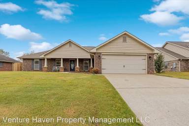 Main picture of 115 Autumn Haven Ln